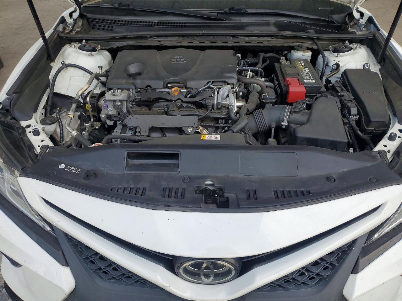 2018 TOYOTA CAMRY SE photo 21