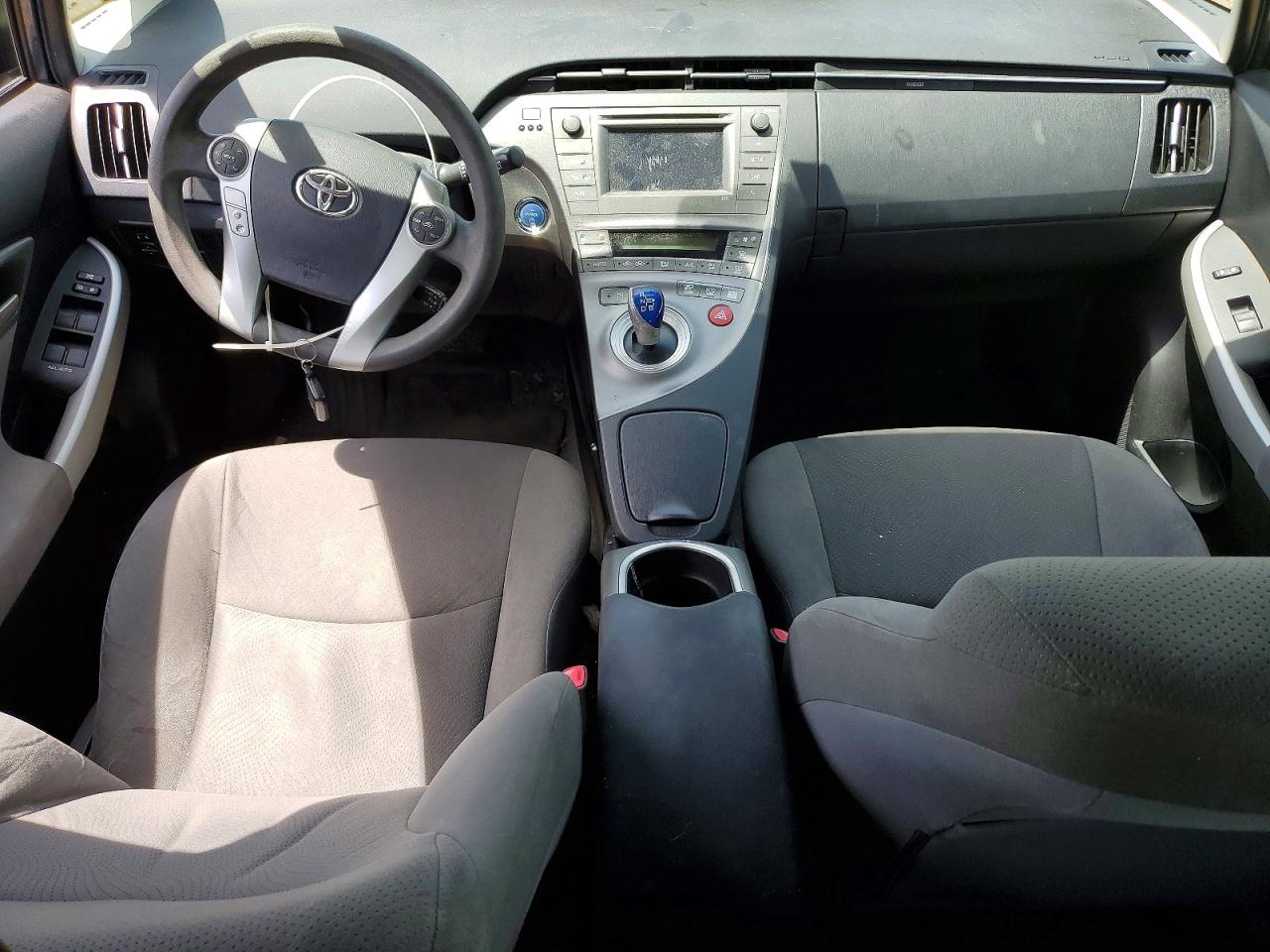 2012 TOYOTA PRIUS TWO photo 15