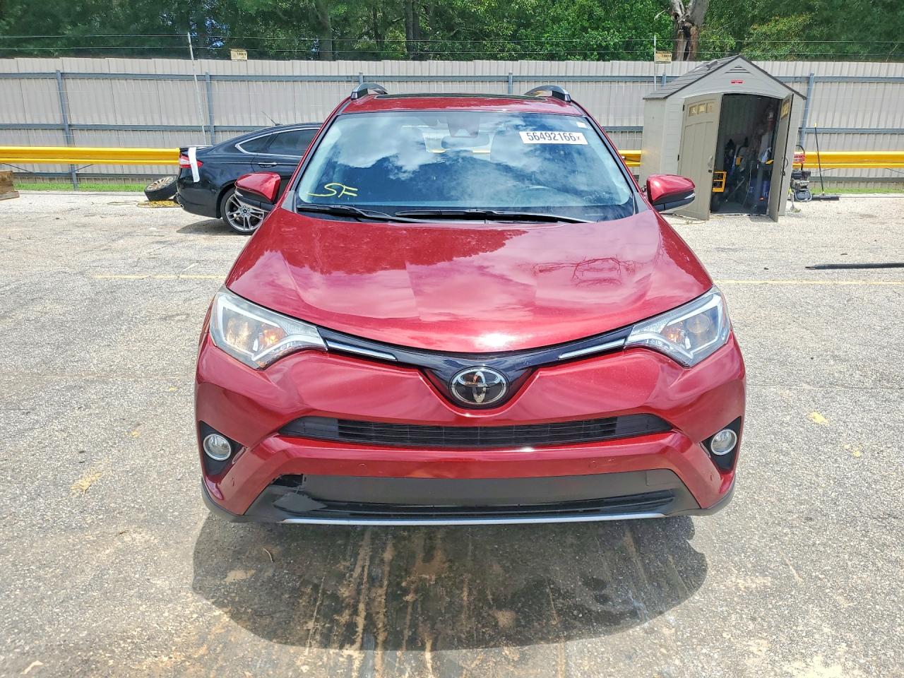 2018 TOYOTA RAV4 XLE photo 9