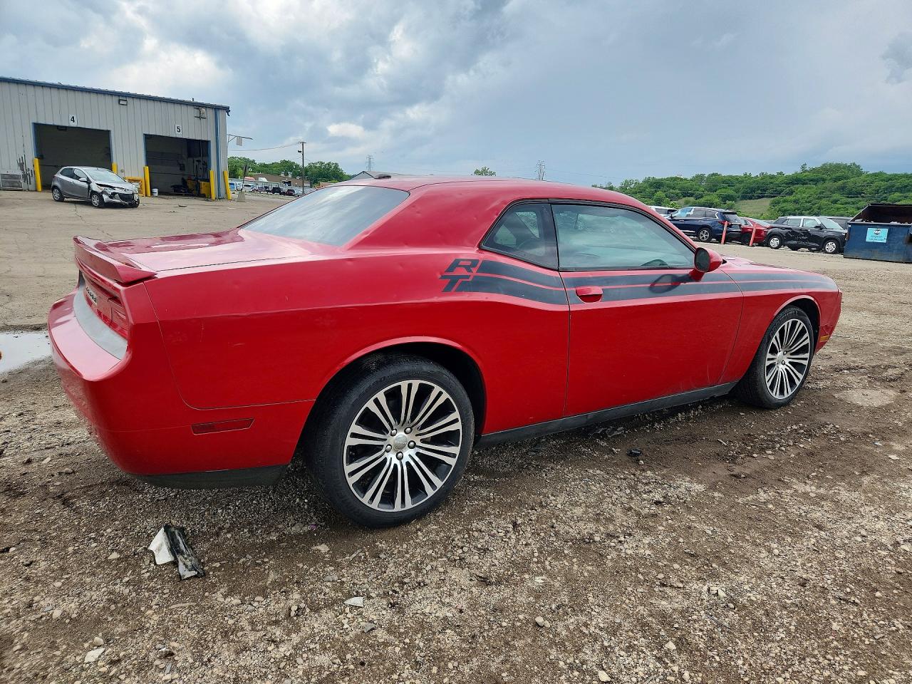 2012 DODGE CHALLENGER R photo 5