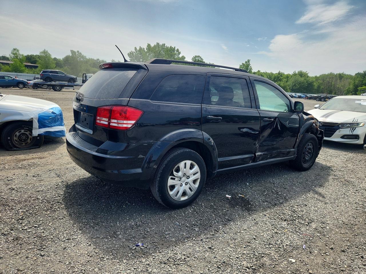2018 DODGE JOURNEY SE photo 5