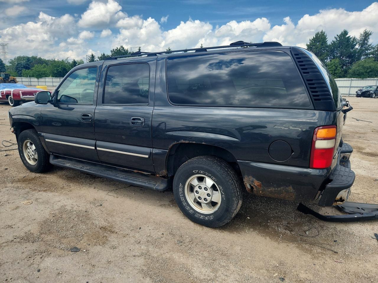 2003 CHEVROLET SUBURBAN K1500 photo 3