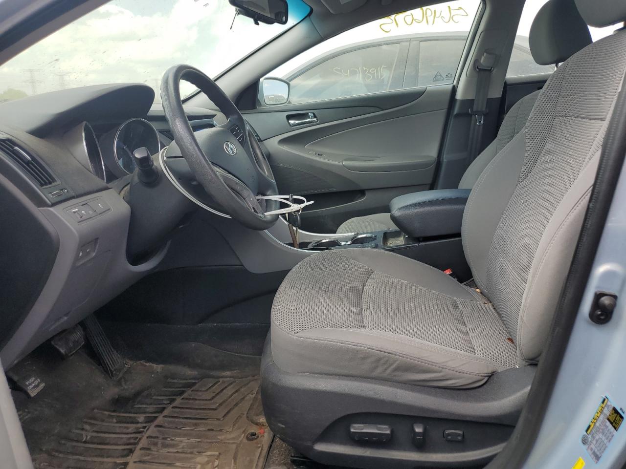 2013 HYUNDAI SONATA GLS photo 13