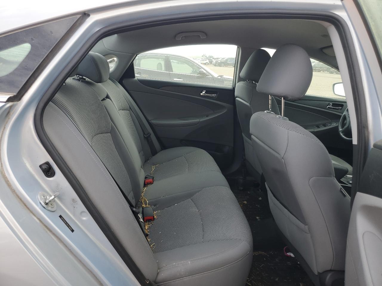 2013 HYUNDAI SONATA GLS photo 19
