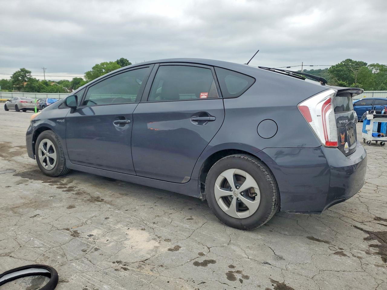 2012 TOYOTA PRIUS TWO photo 3