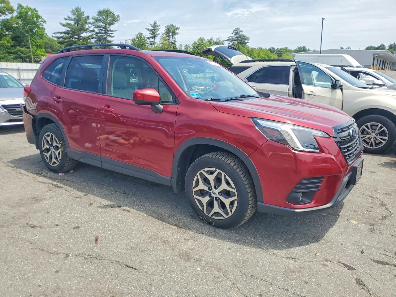 2022 SUBARU FORESTER PREMIUM photo 7