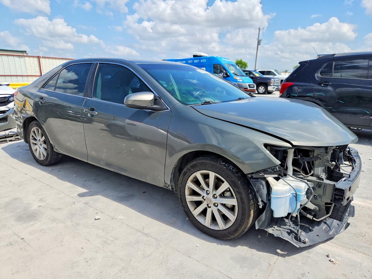 2014 TOYOTA CAMRY XLE V6 photo 10