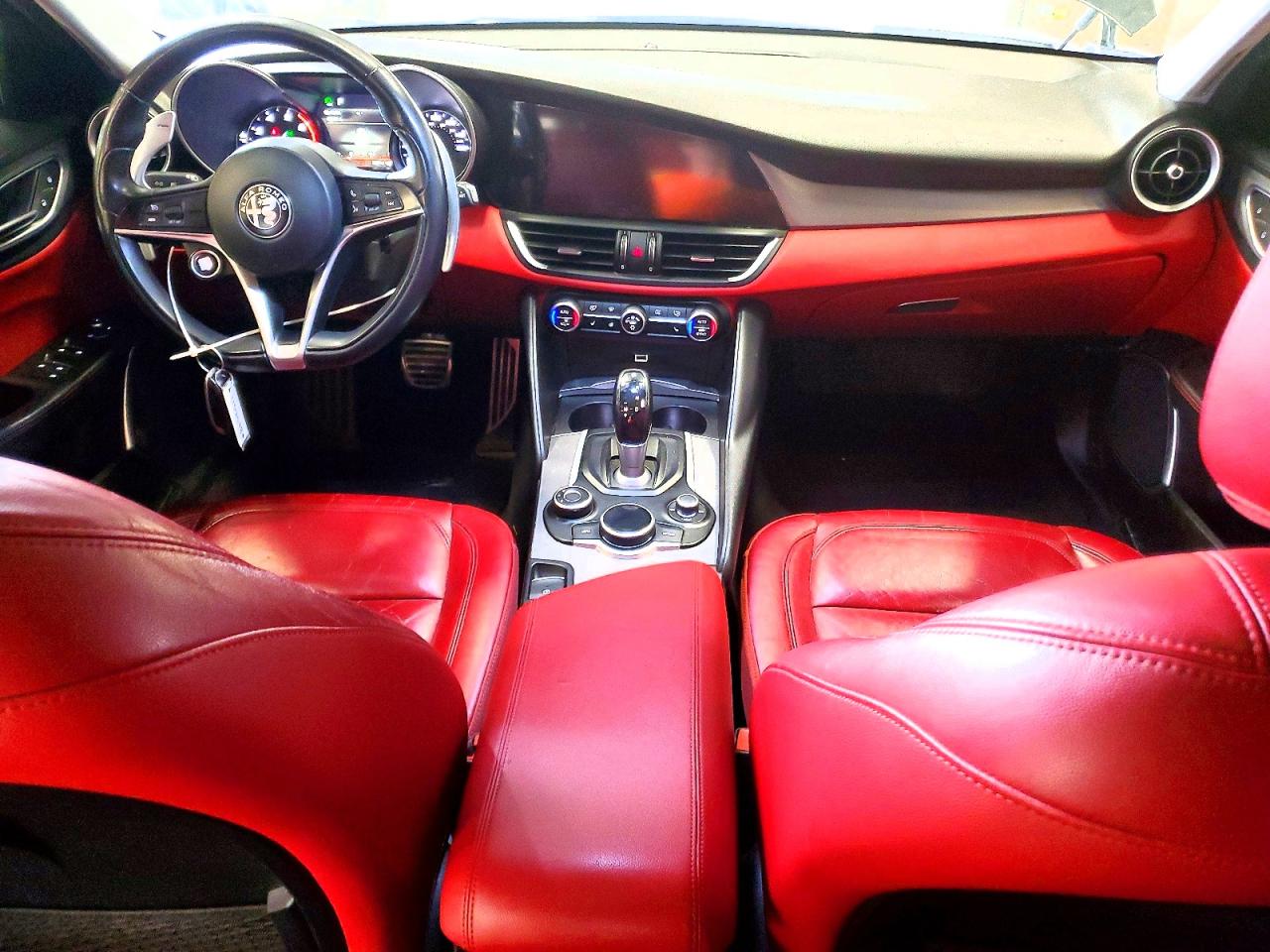 2017 ALFA ROMEO GIULIA Q4 photo 15