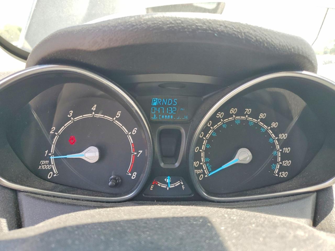 2019 FORD FIESTA SE photo 17