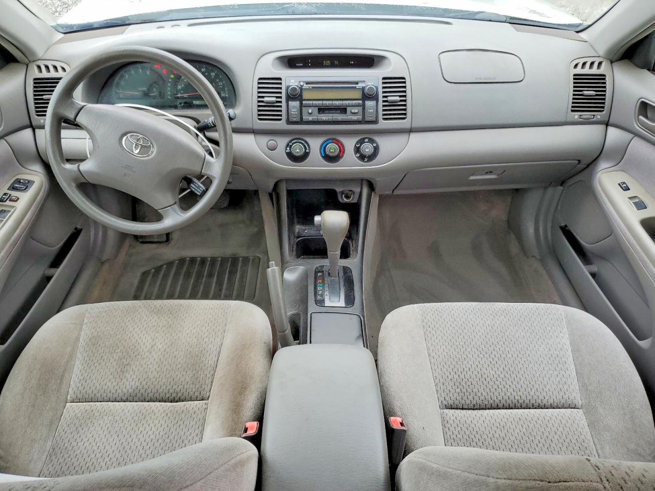 2002 TOYOTA CAMRY LE photo 22