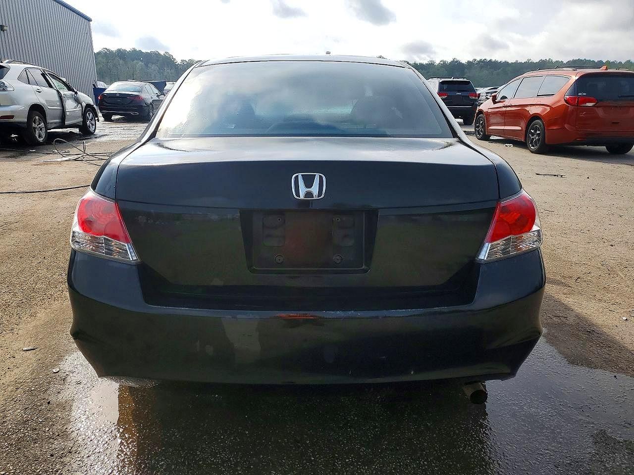 2010 HONDA ACCORD LX photo 16