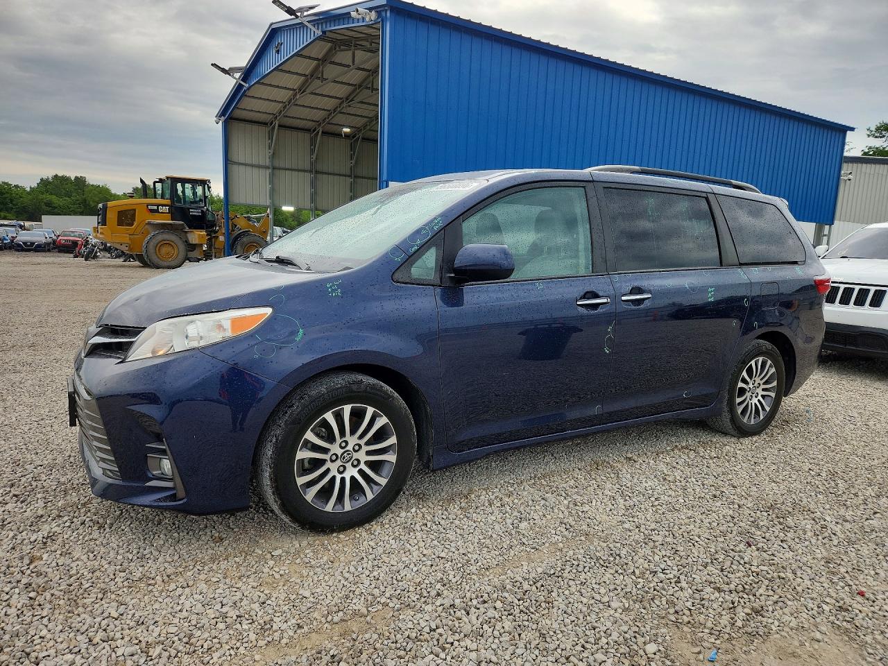 2020 TOYOTA SIENNA