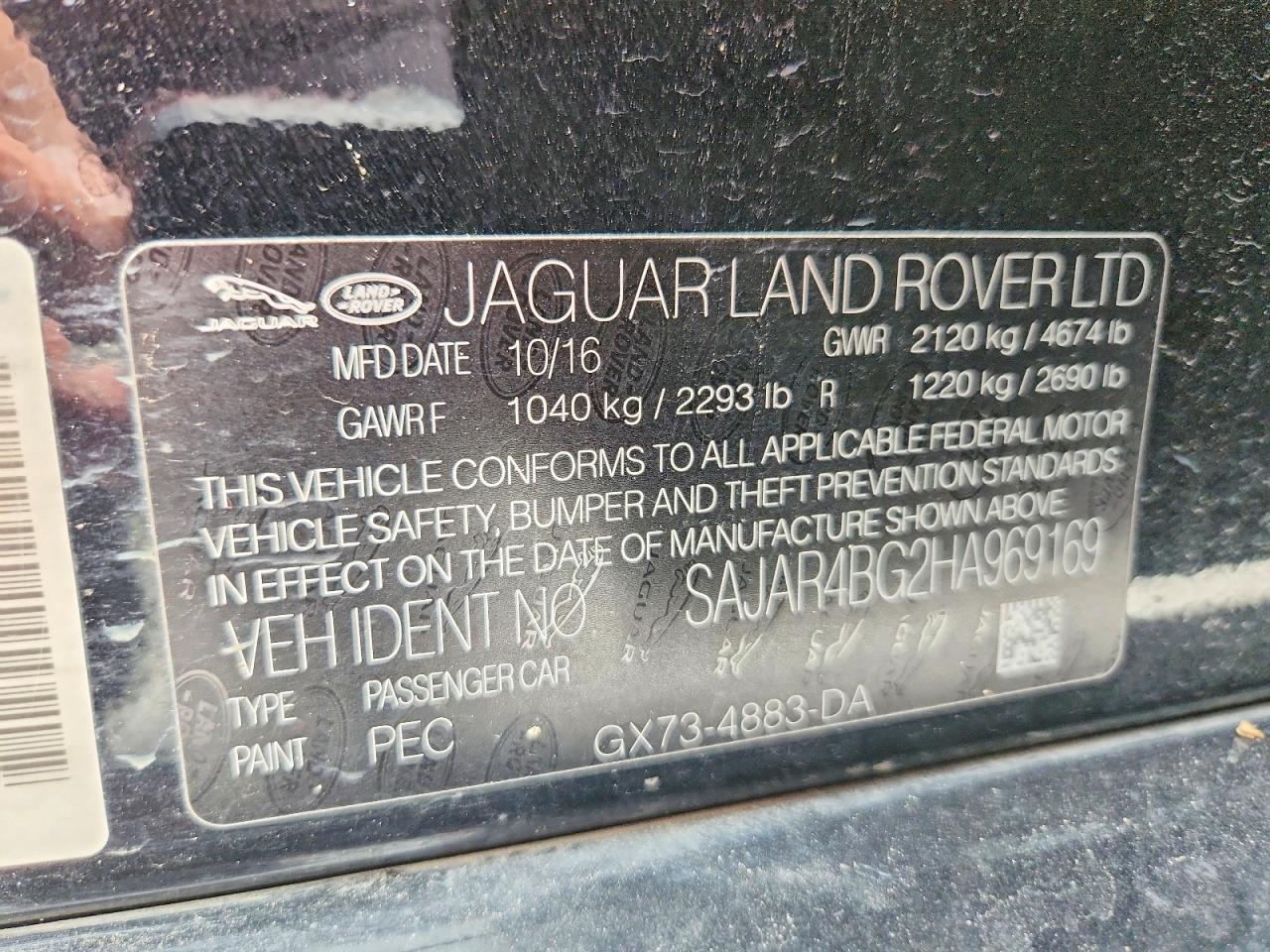 2017 JAGUAR XE photo 12
