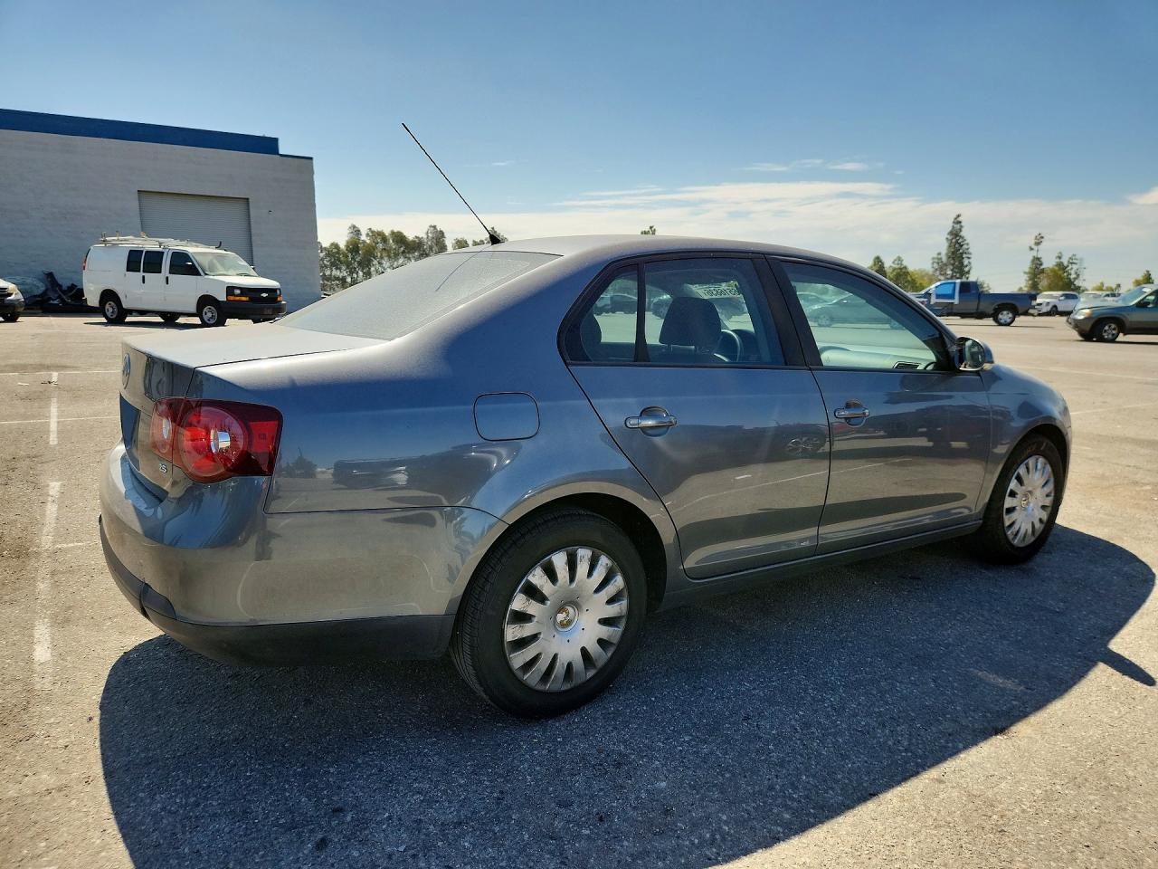 2008 VOLKSWAGEN JETTA S photo 5