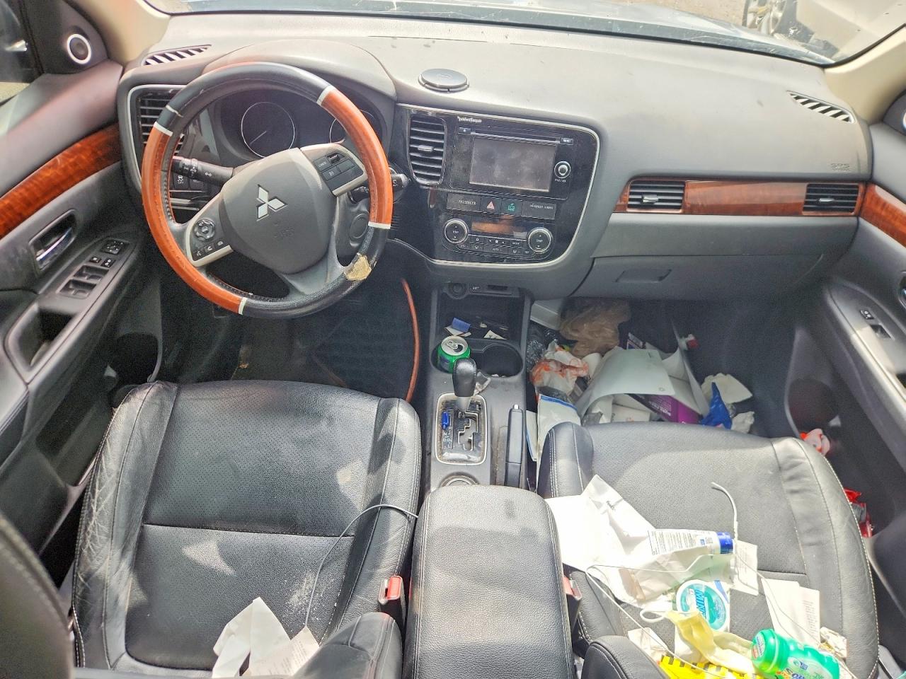 2014 MITSUBISHI OUTLANDER SE photo 22