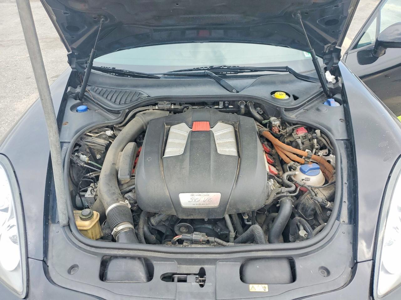 2012 PORSCHE PANAMERA S HYBRID photo 21