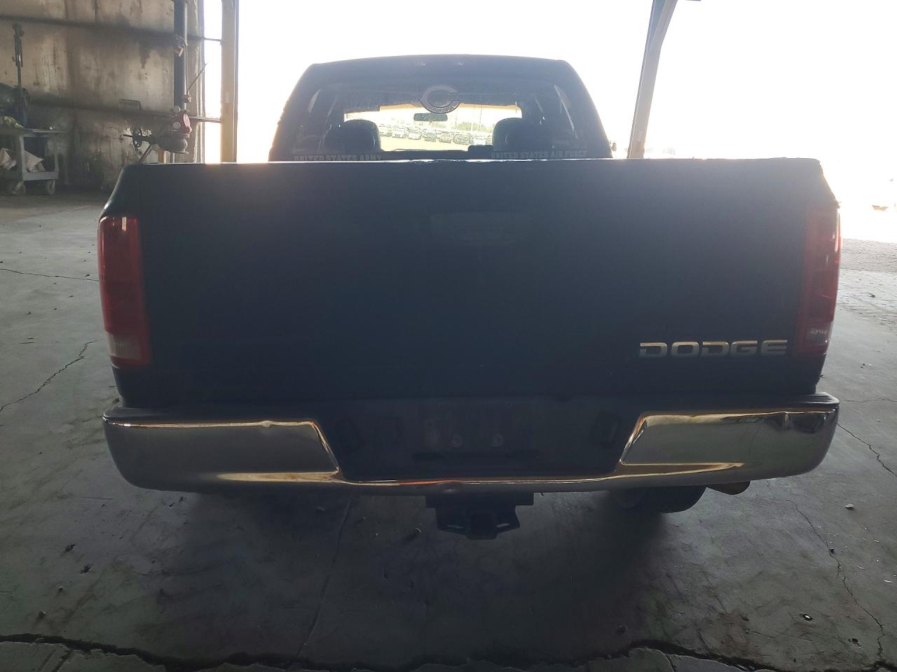 2004 DODGE RAM 1500 ST photo 16
