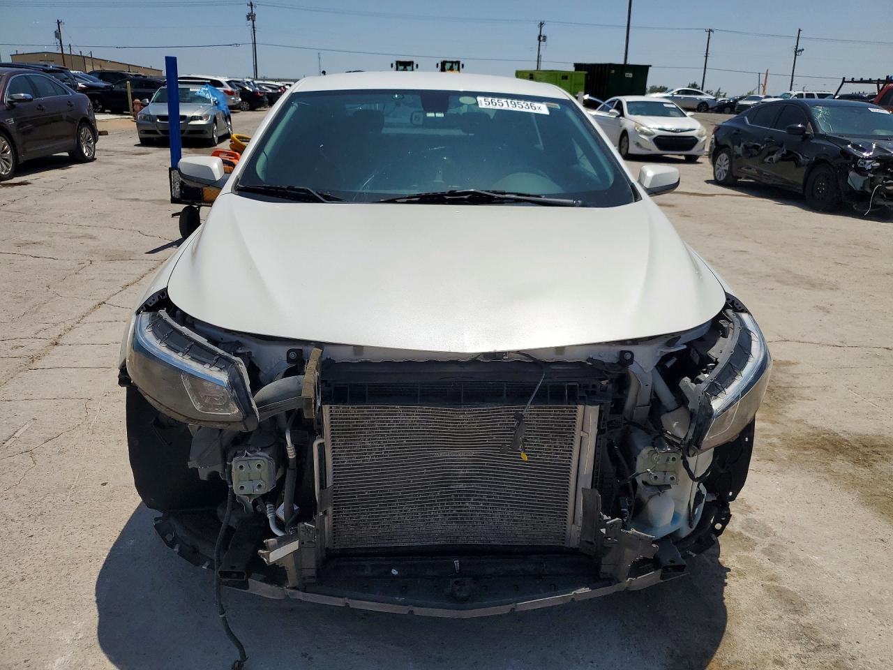 2018 CHEVROLET MALIBU LT photo 9