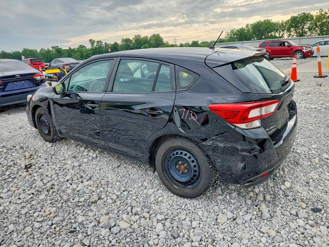 2017 SUBARU IMPREZA photo 3