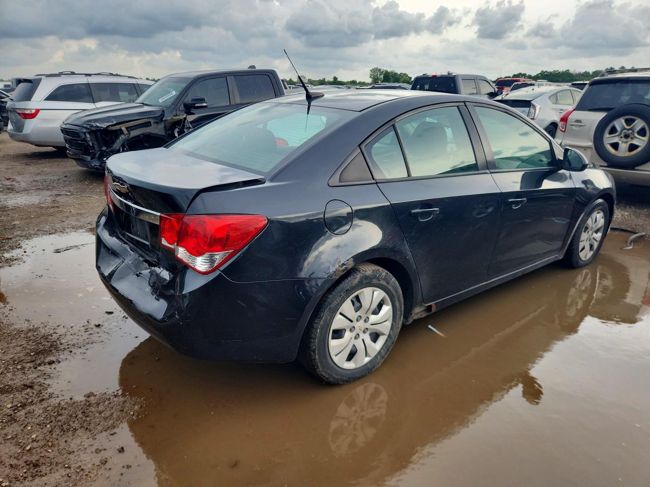 2013 CHEVROLET CRUZE LS photo 7