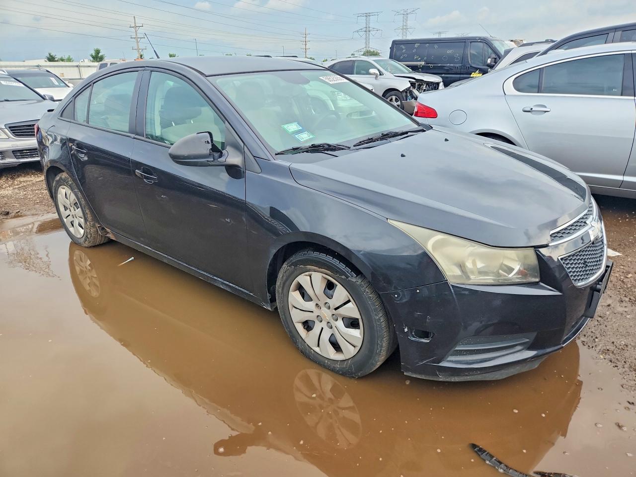 2013 CHEVROLET CRUZE LS photo 10
