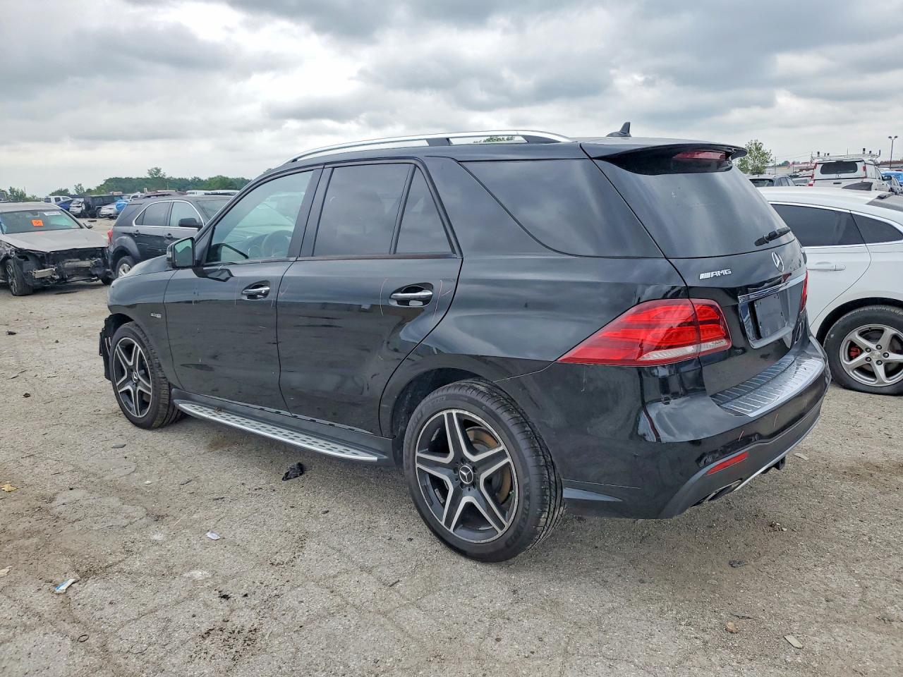 2017 MERCEDES-BENZ GLE 43 AMG photo 3