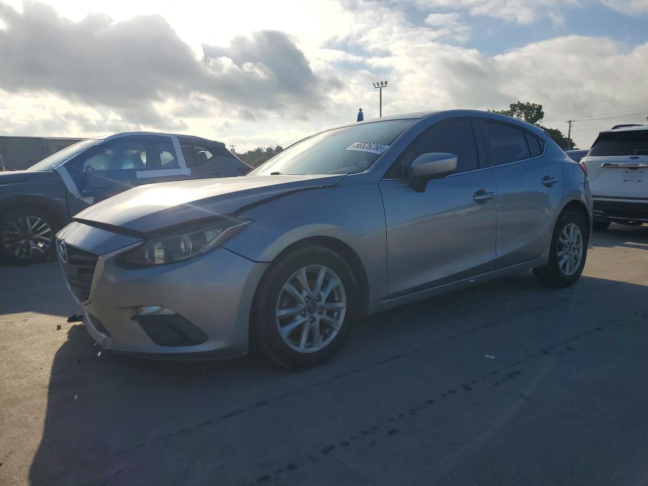 2014 MAZDA 3