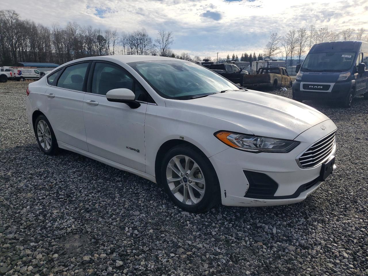2019 FORD FUSION SE photo 10