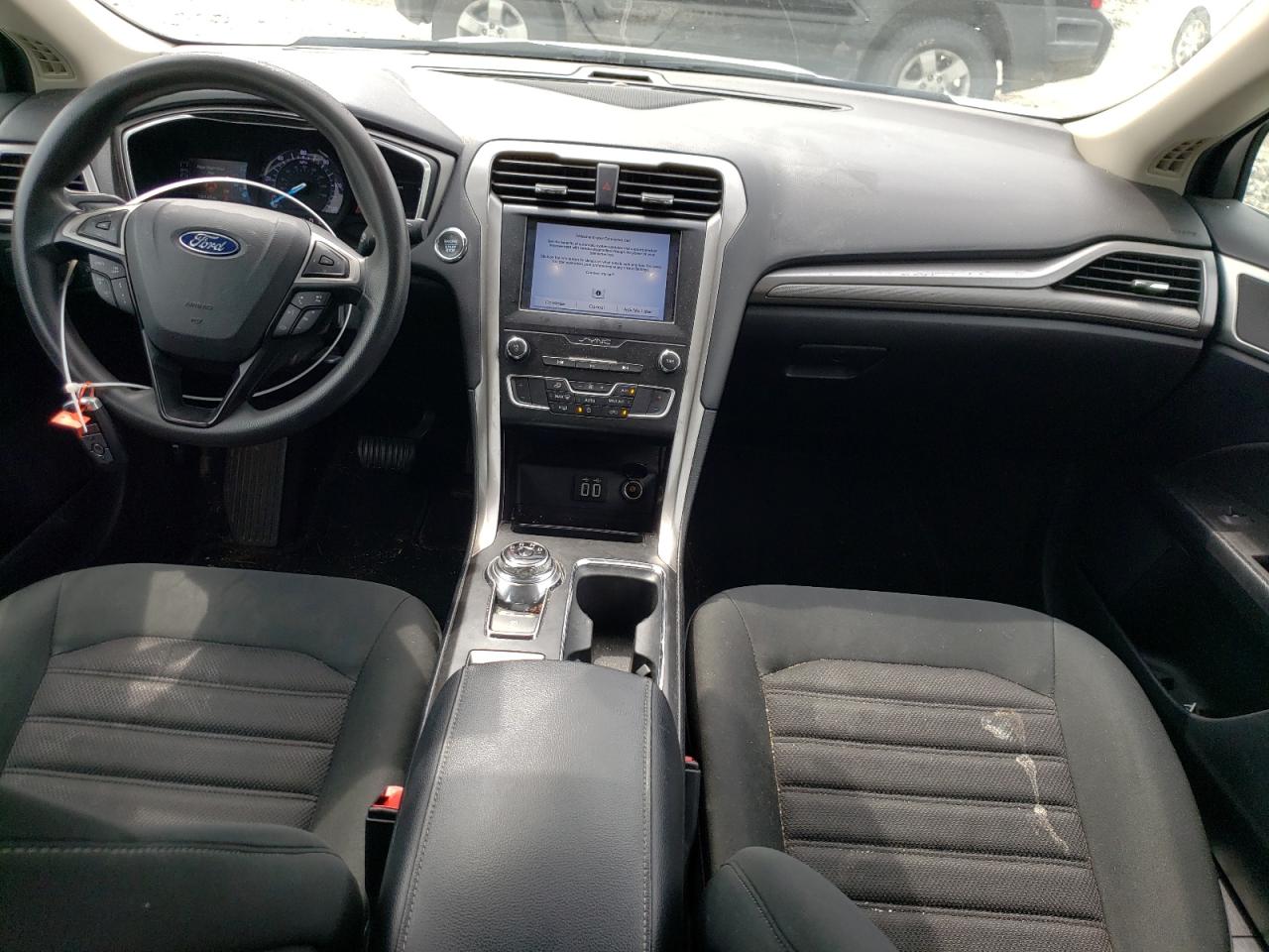 2019 FORD FUSION SE photo 22