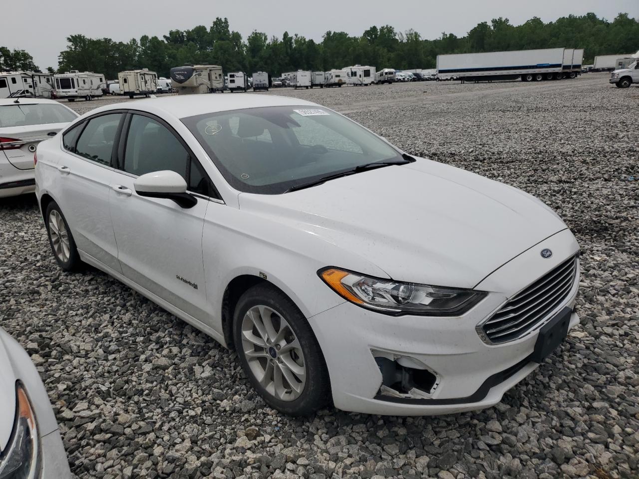 2019 FORD FUSION SE photo 4