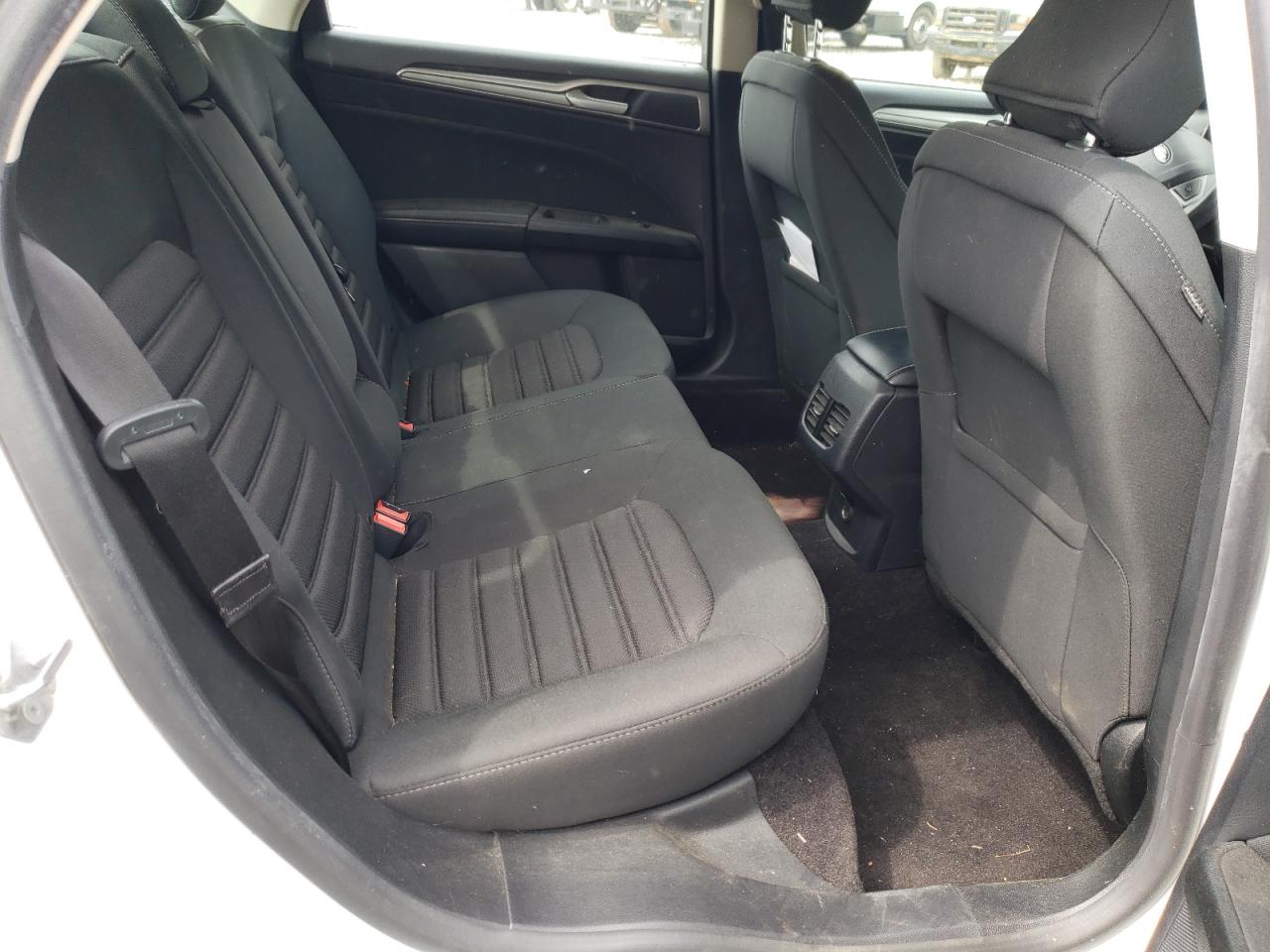 2019 FORD FUSION SE photo 10