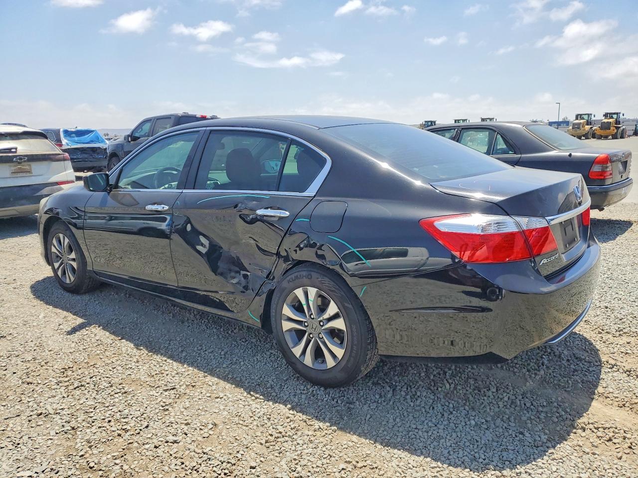 2015 HONDA ACCORD LX photo 2