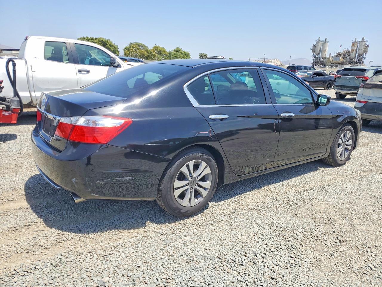 2015 HONDA ACCORD LX photo 3
