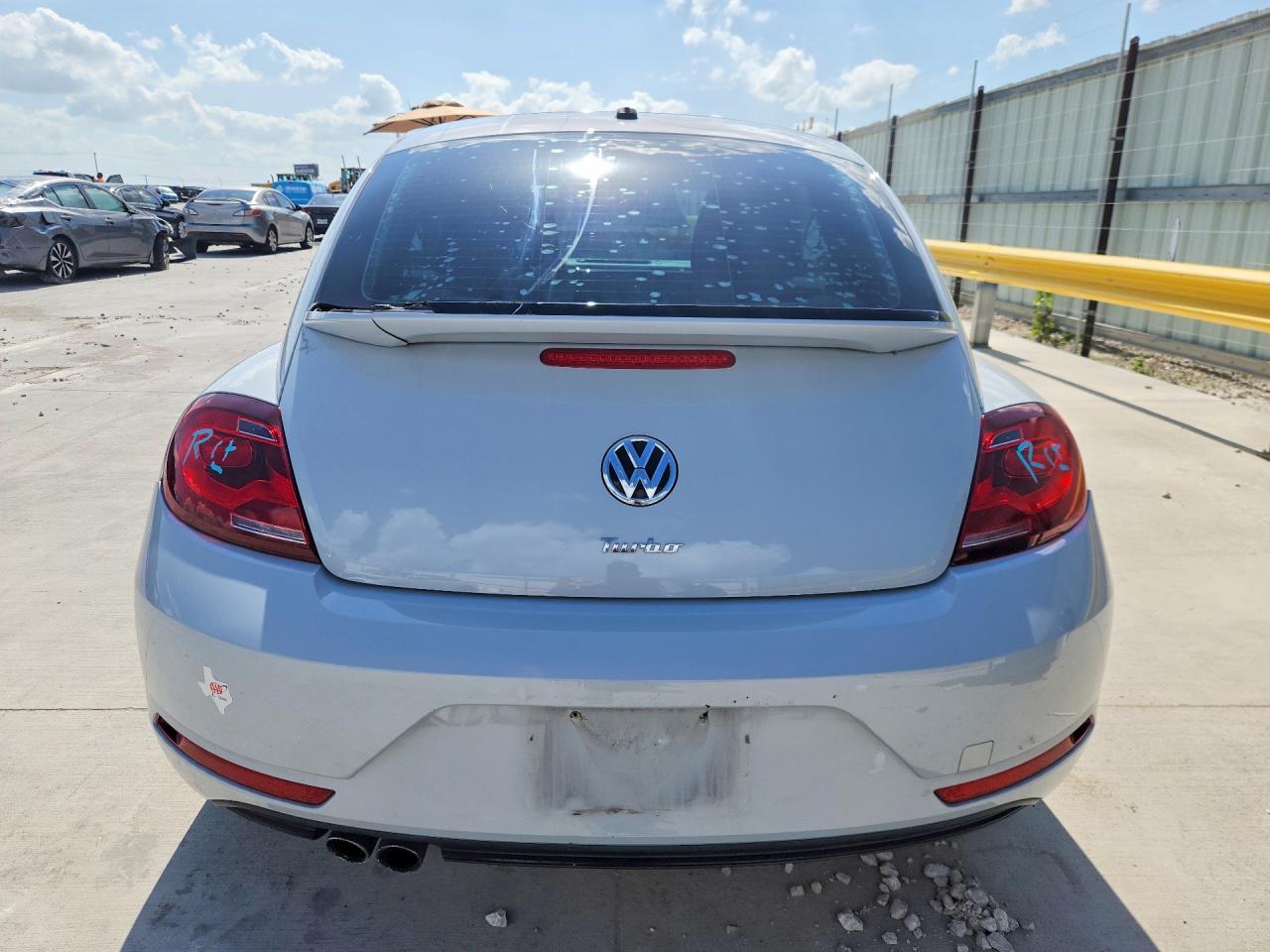 2017 VOLKSWAGEN BEETLE 1.8T photo 16