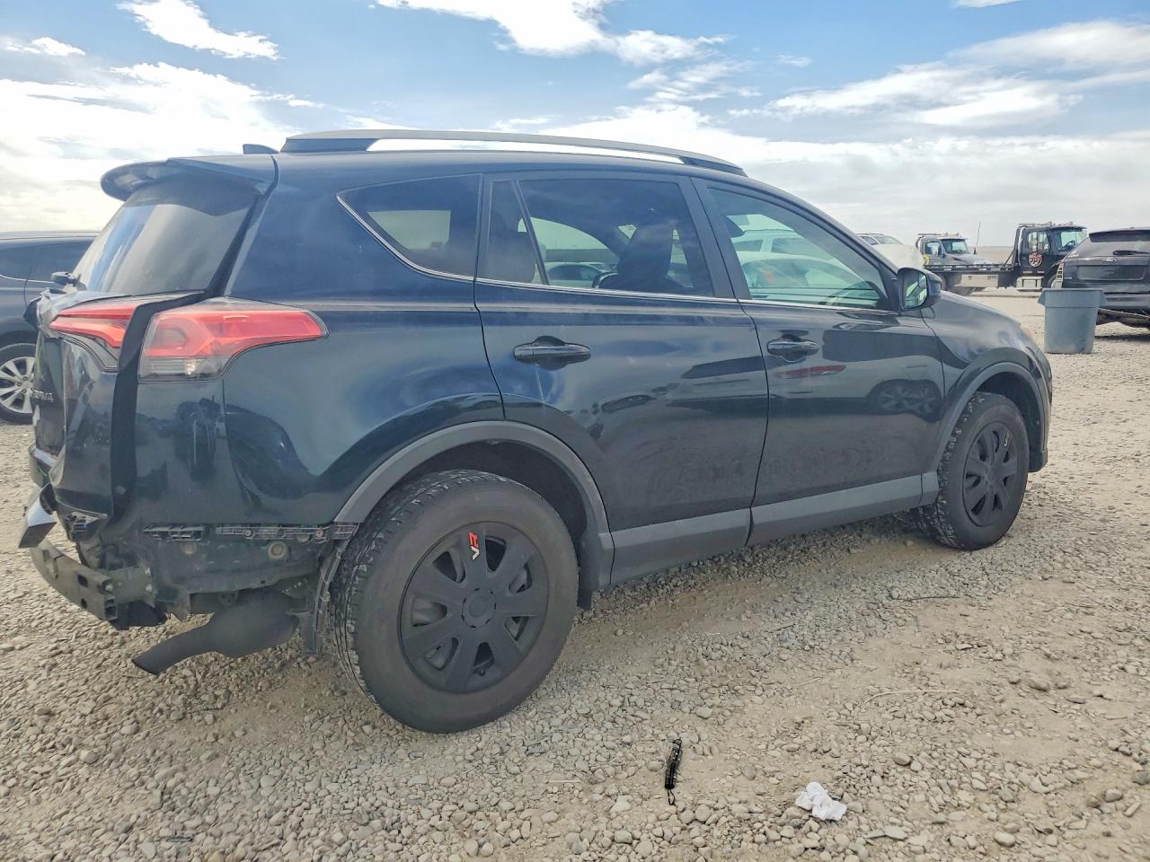 2017 TOYOTA RAV4 LE photo 7