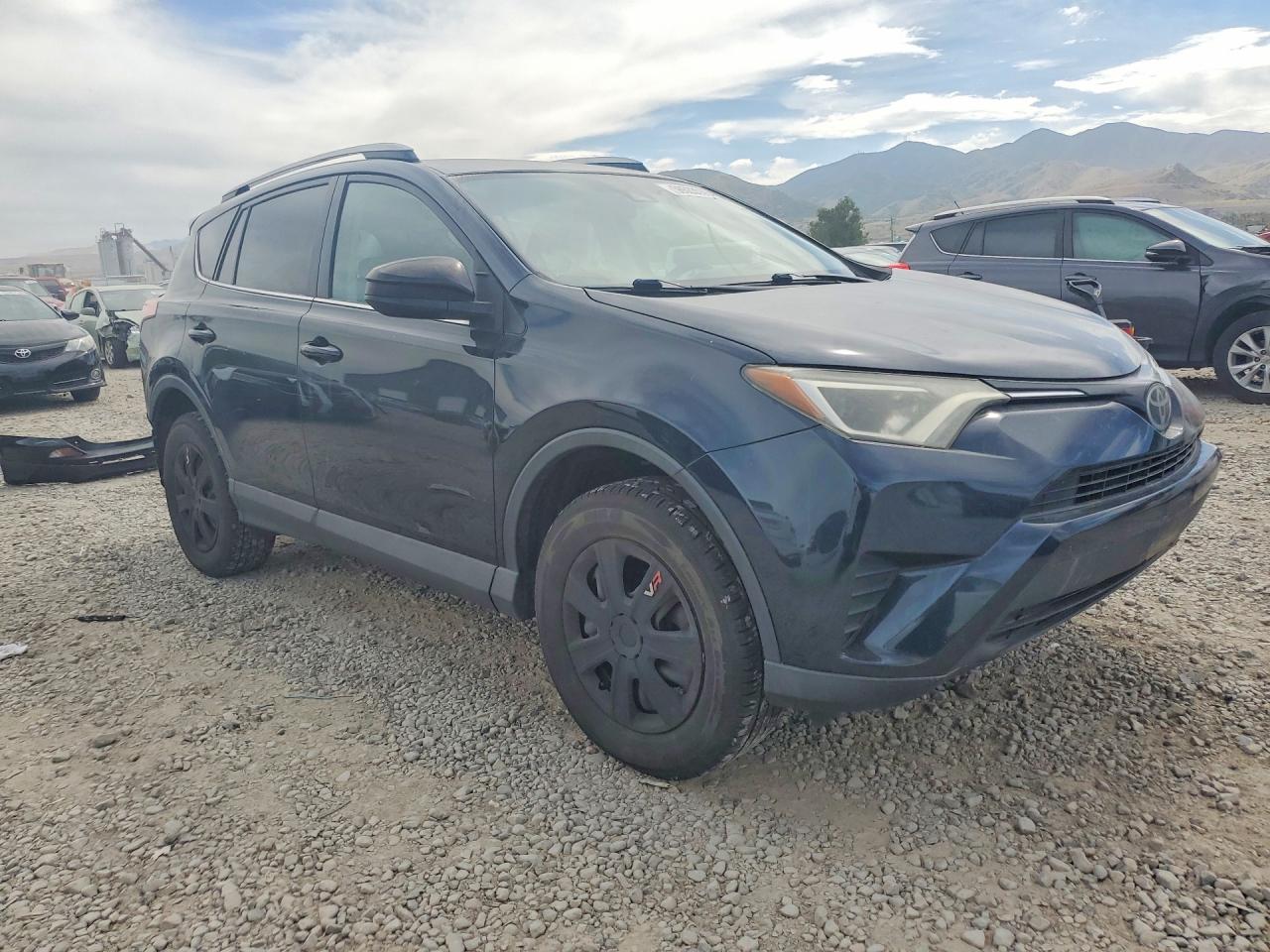 2017 TOYOTA RAV4 LE photo 10
