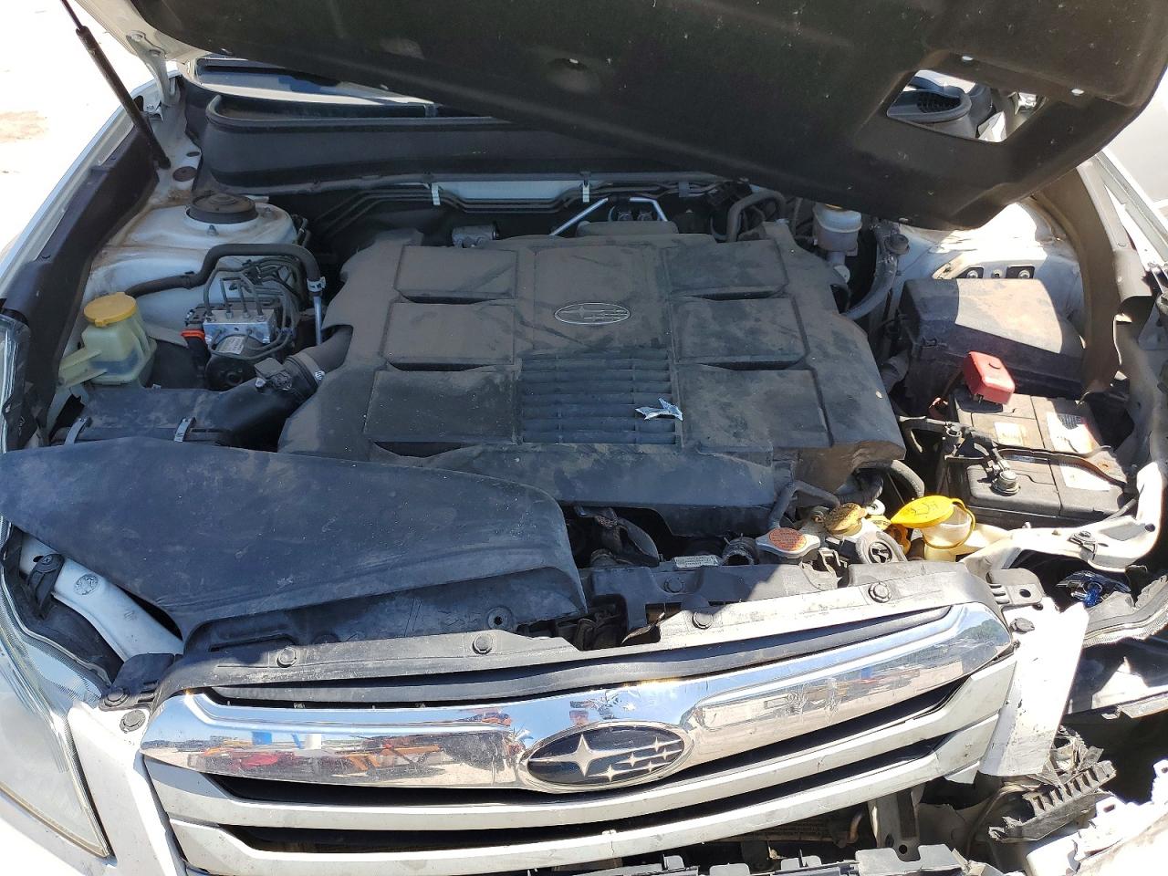 2012 SUBARU OUTBACK 3.6R LIMITED photo 34