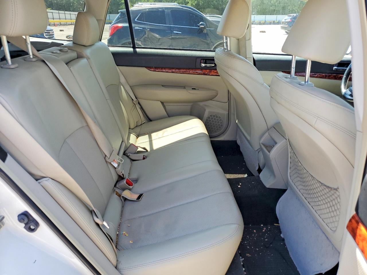 2012 SUBARU OUTBACK 3.6R LIMITED photo 31