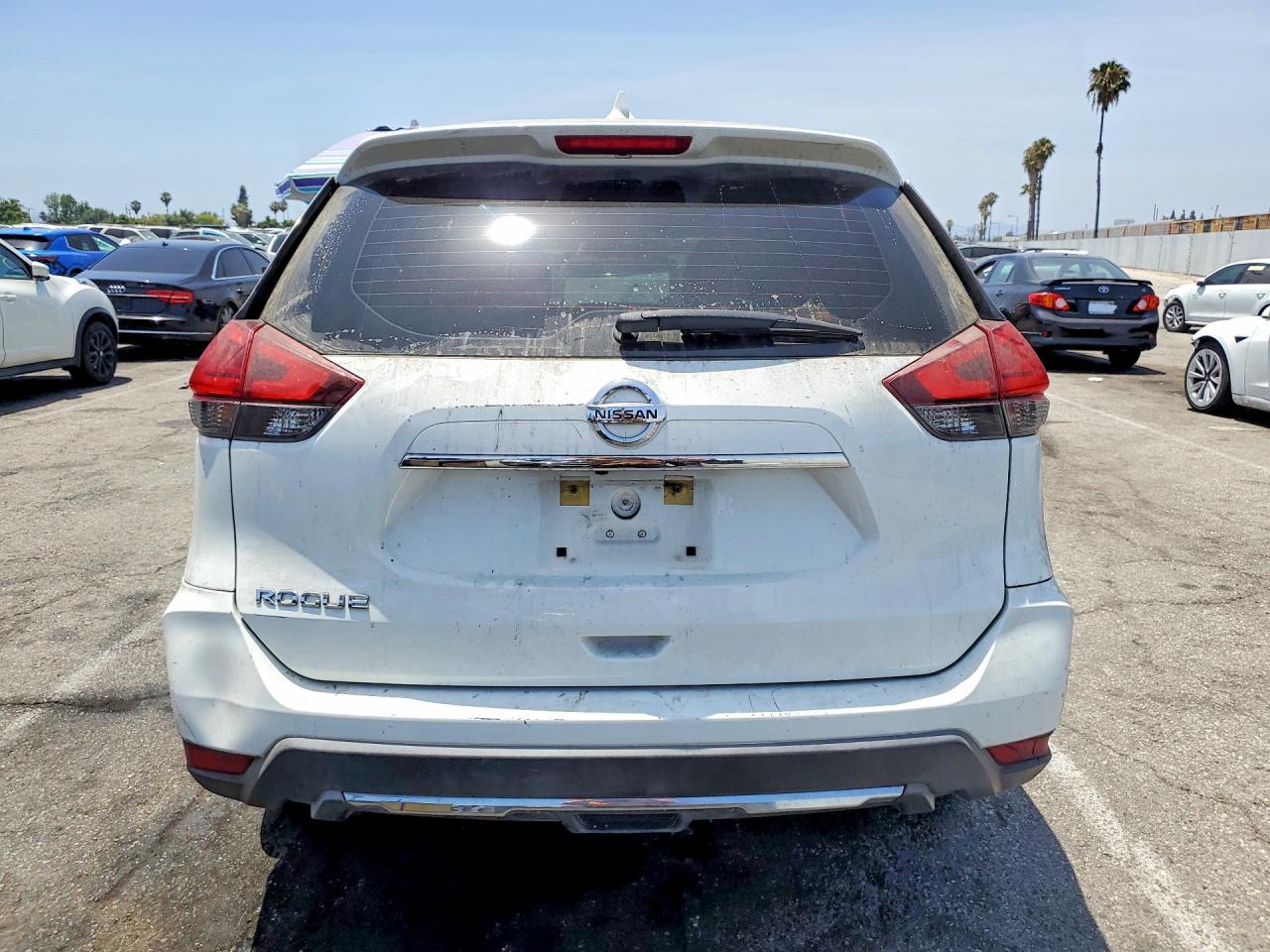 2017 NISSAN ROGUE S photo 6