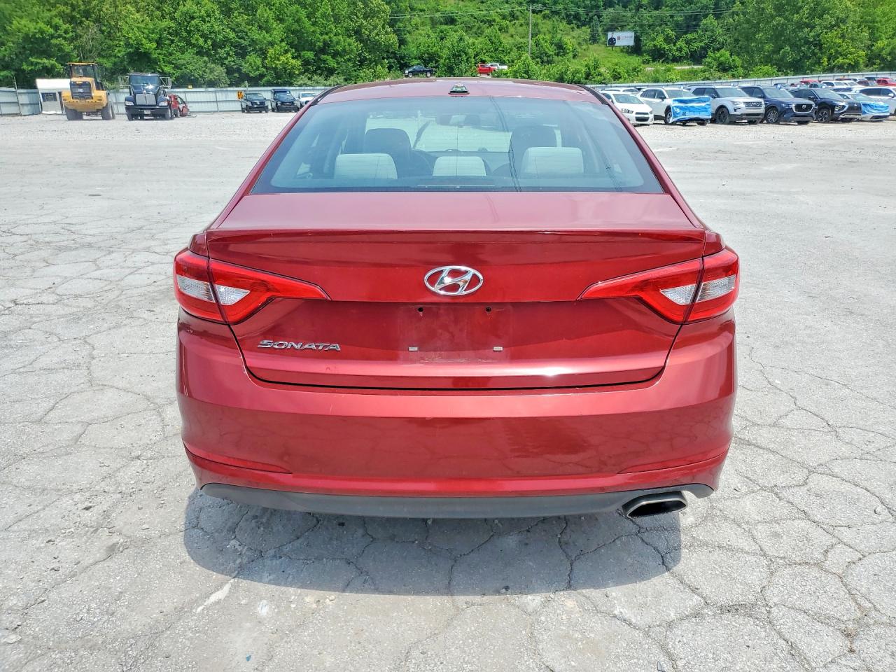 2015 HYUNDAI SONATA SE photo 16
