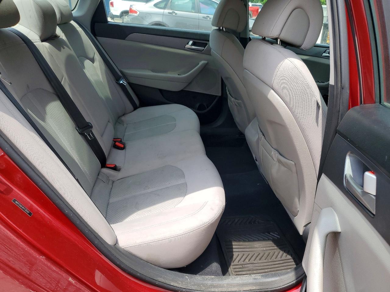 2015 HYUNDAI SONATA SE photo 28