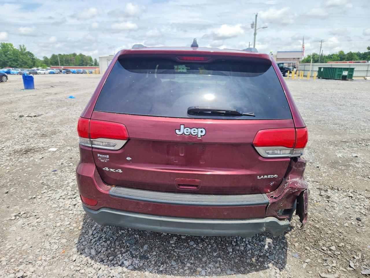 2018 JEEP GRAND CHEROKEE LAREDO photo 11