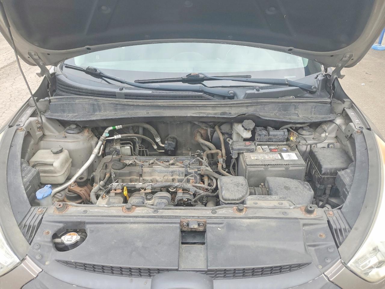 2013 HYUNDAI TUCSON GL photo 23