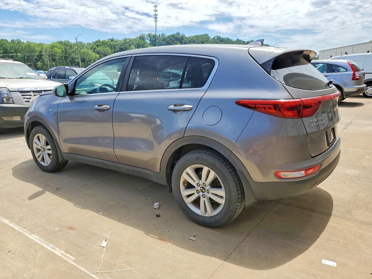 2017 KIA SPORTAGE LX photo 3