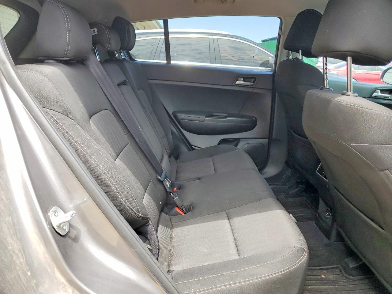 2017 KIA SPORTAGE LX photo 21