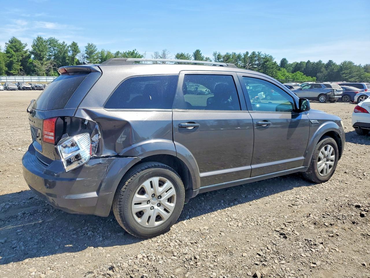 2017 DODGE JOURNEY SE photo 5