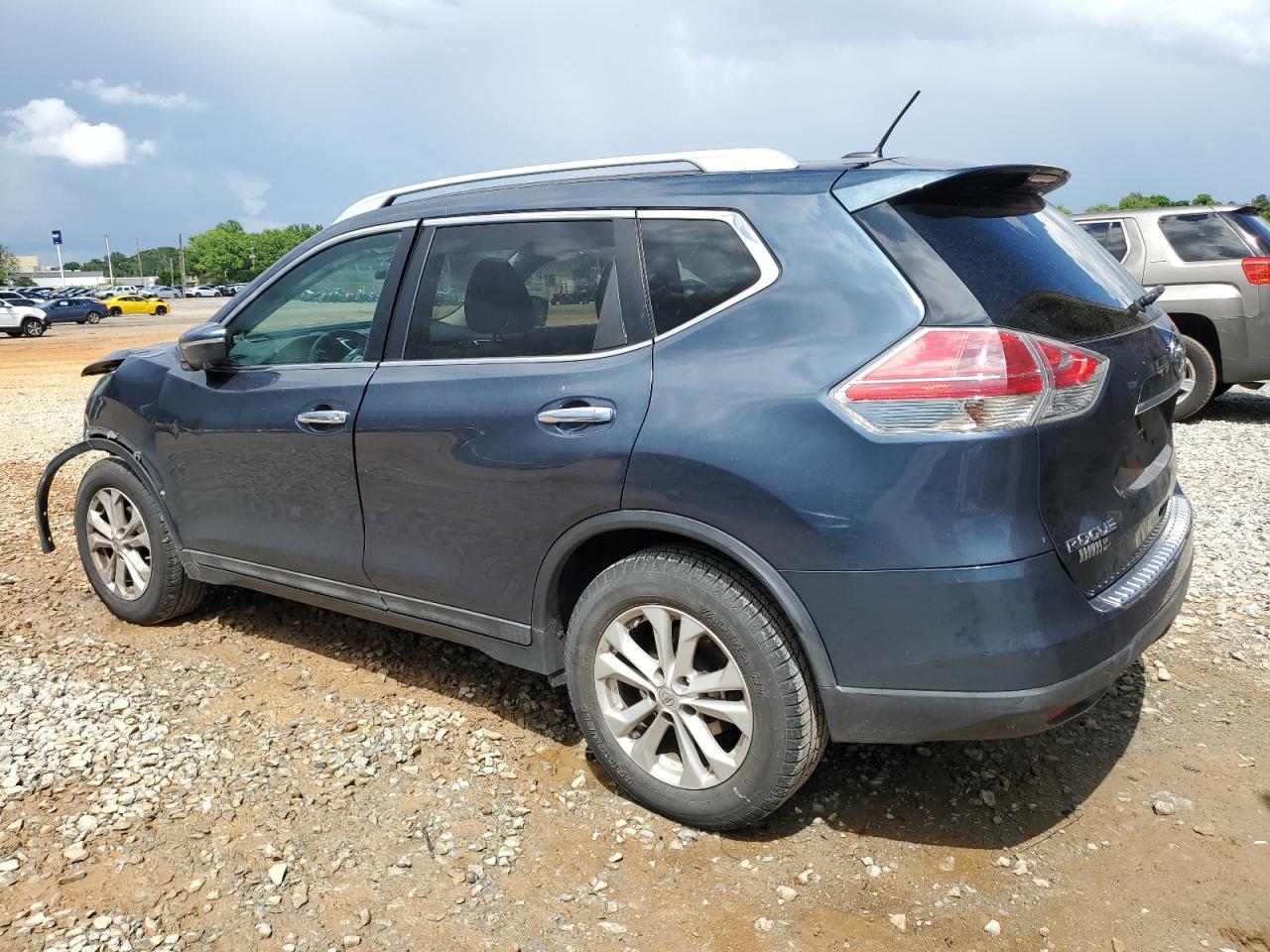 2014 NISSAN ROGUE S photo 4