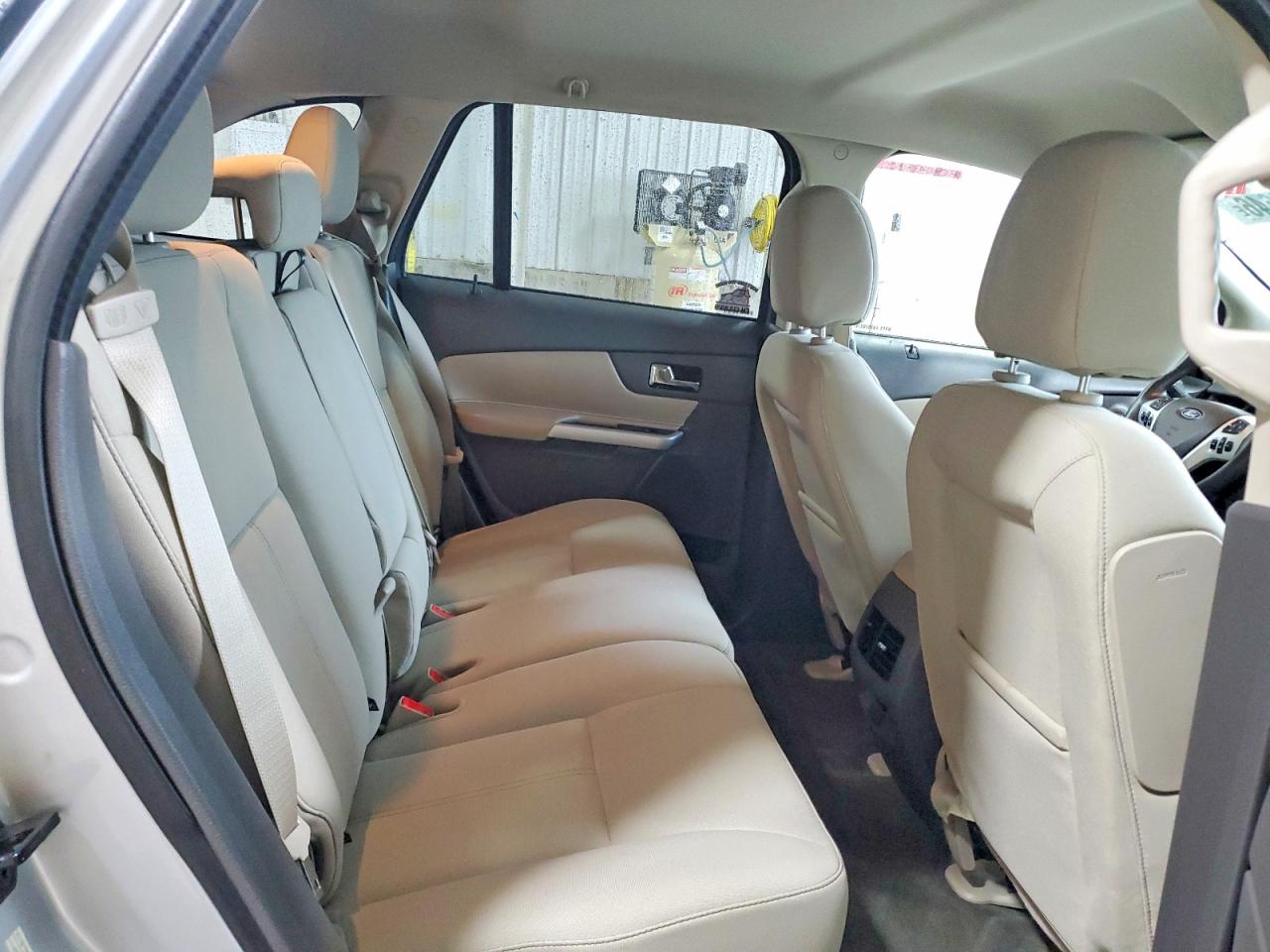 2013 FORD EDGE SE photo 31
