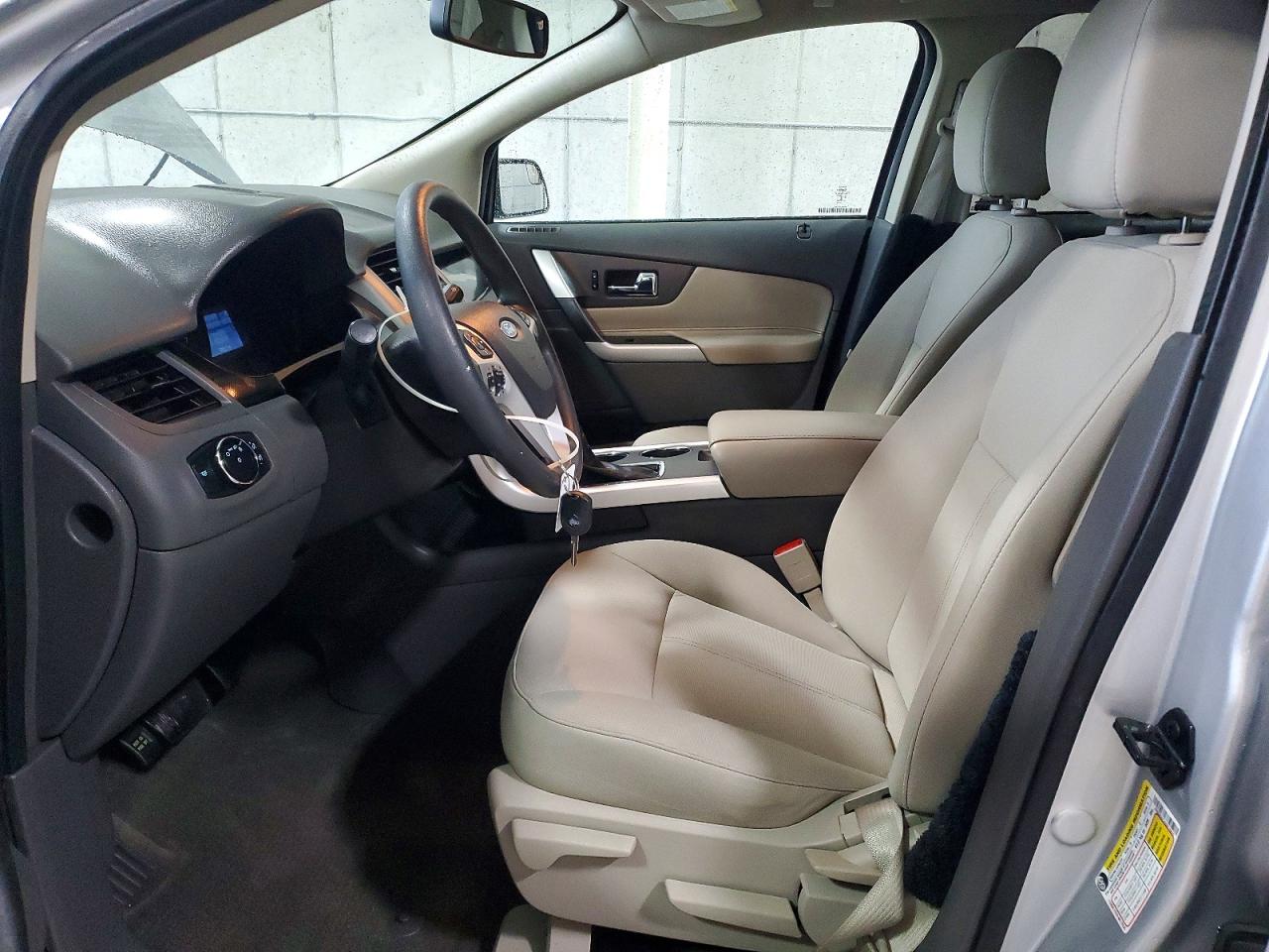 2013 FORD EDGE SE photo 19