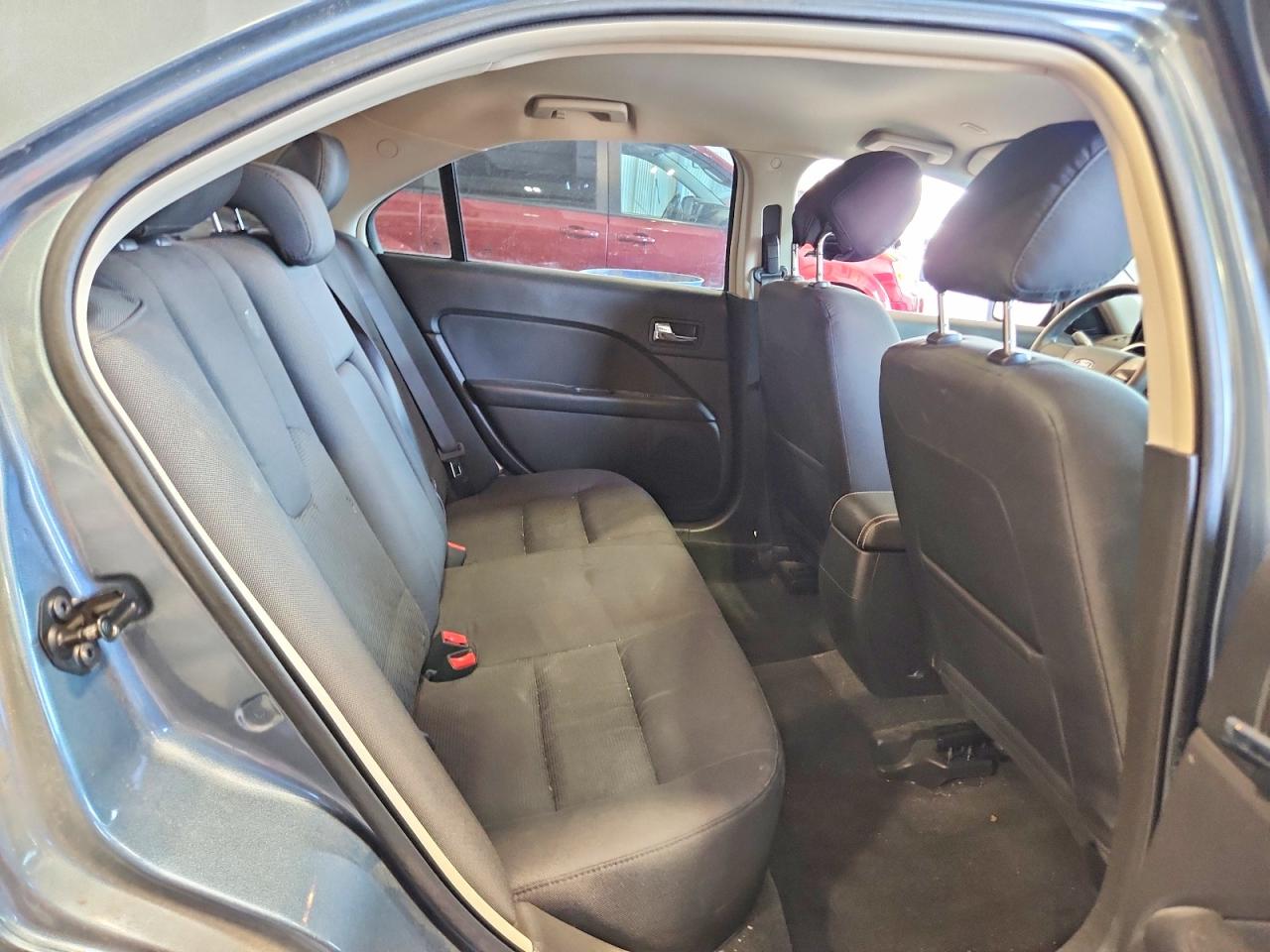 2012 FORD FUSION SE photo 28